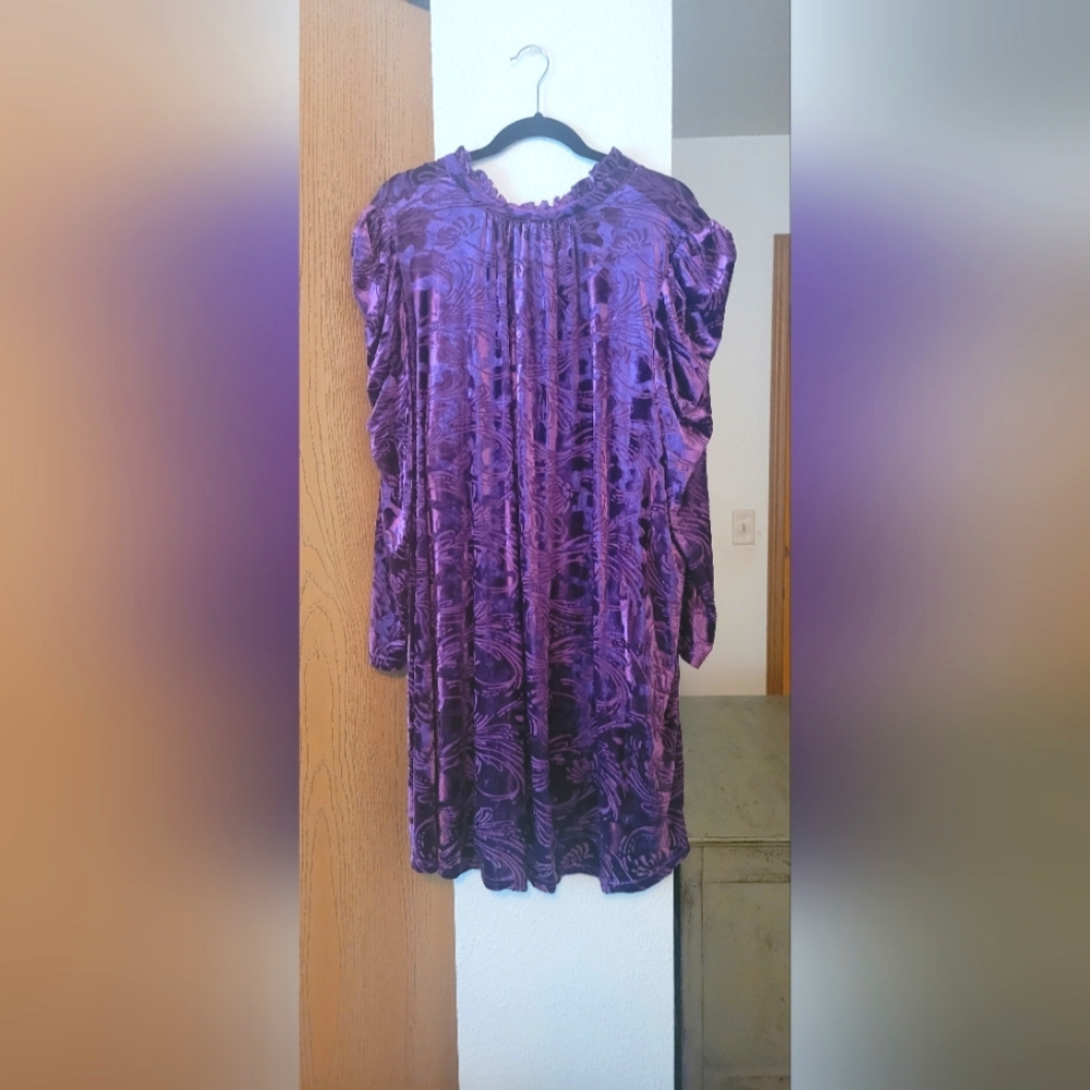 Modcloth 2X Velvet purple shift dress with cap sleeves